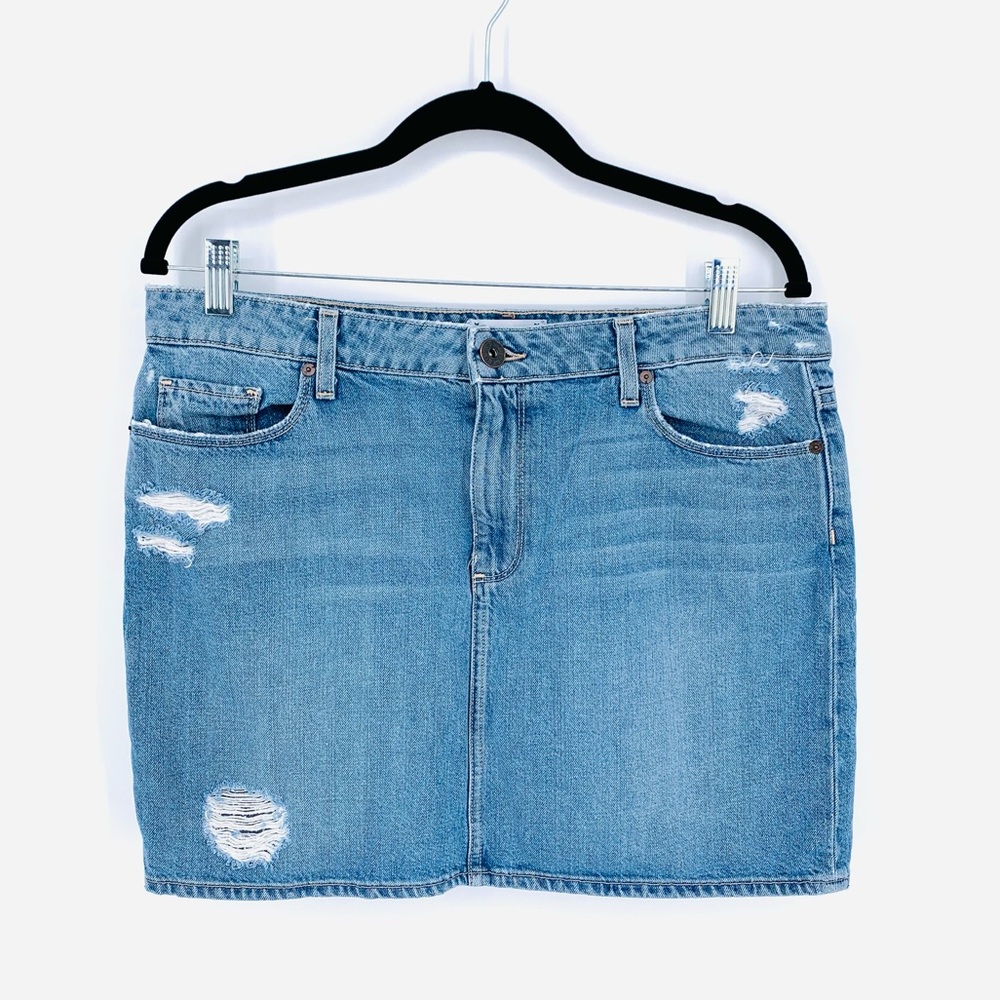 PAIGE Y2K Light Washed Distressed Skirt Destroyed Denim Jean Mini Skirt Size 30